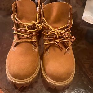 Used toddler timberland boots